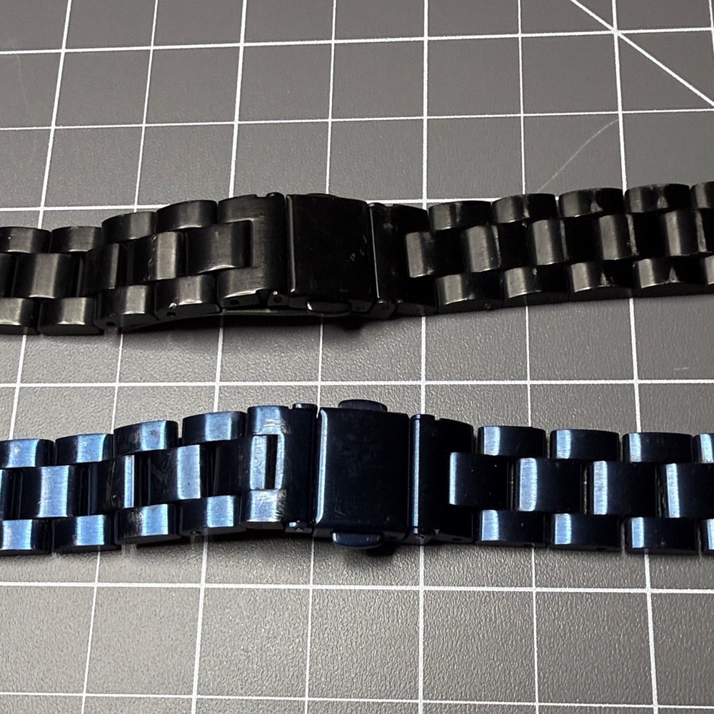 Apple Stainless Steel Link Watch Bands in Blue and Gunmetal - Picture 3 of 8
